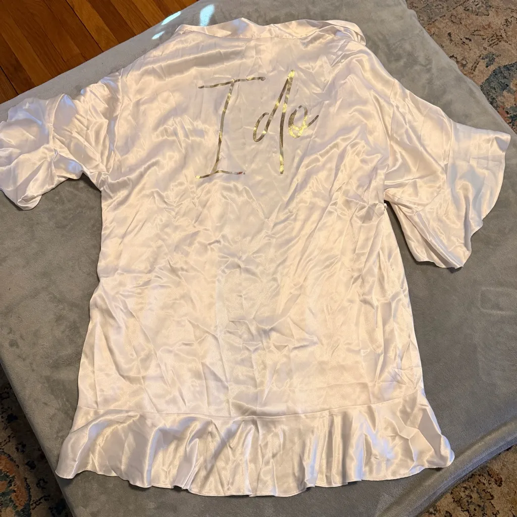 New Victoria's Secret Luxe Bridal Satin Robe White I Do Size XS/S - Image 2