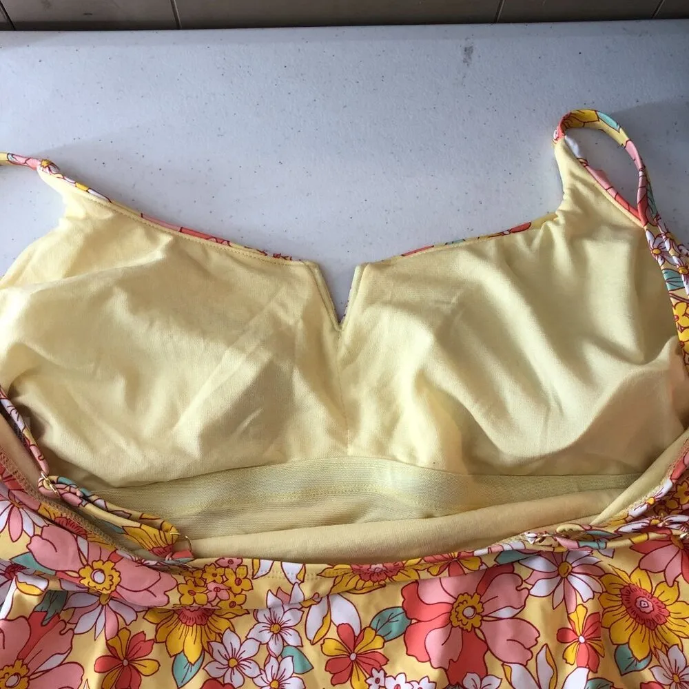 Alure by IMG One Piece Swimsuit V Neck Removable Cups Floral Orange Yellow 2X - Image 3