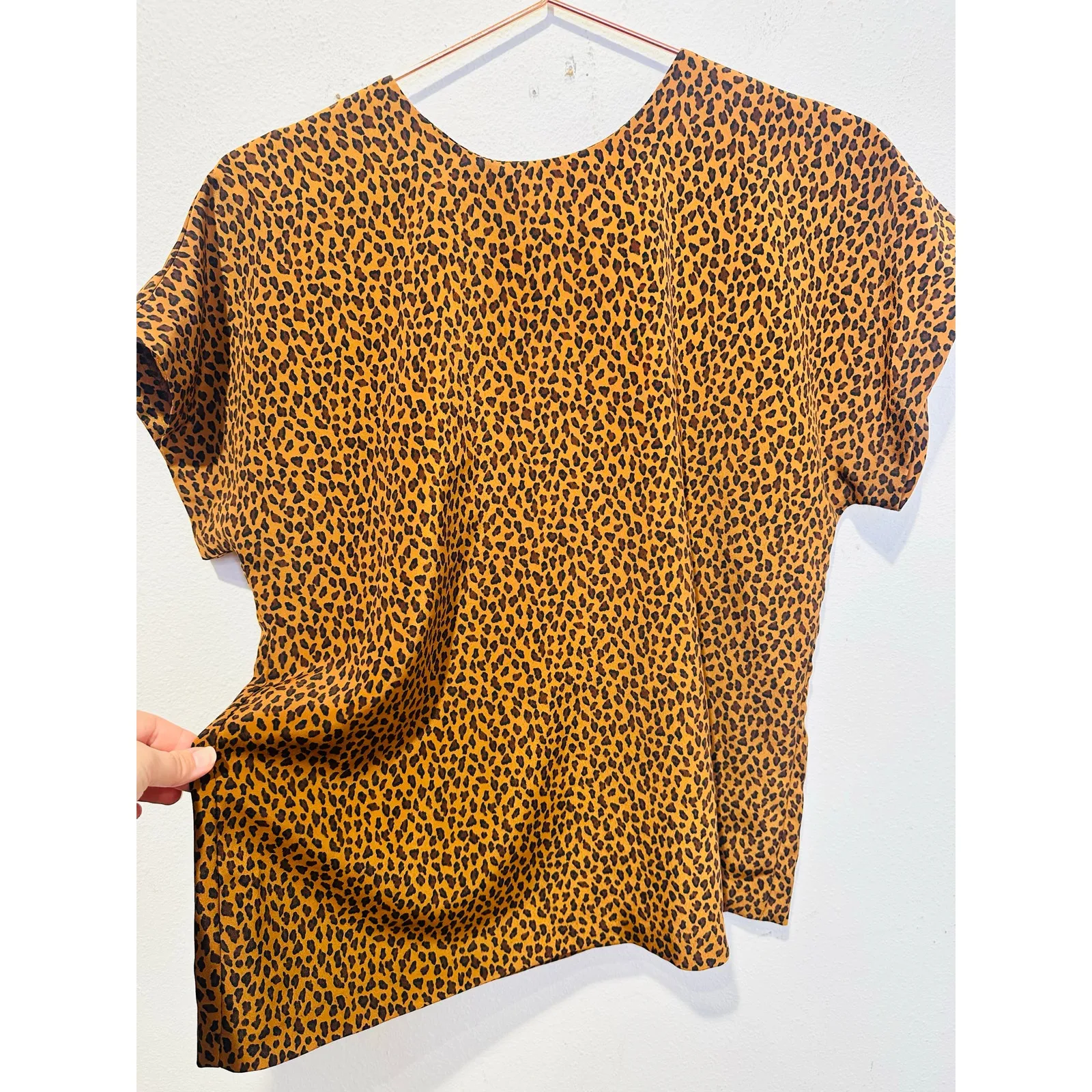REQUIREMENTS Leopard Cheetah Print Black Yellow Short Sleeve Blouse size Small - Image 5