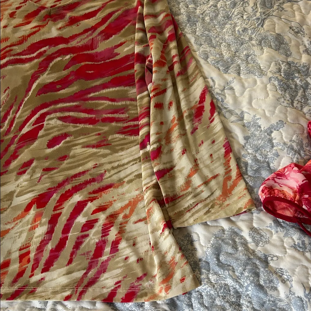 Peck & Peck Vibrant Red and Tan Blouse - Image 2