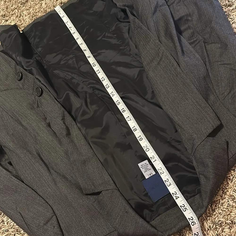 J Crew 100% Wool Grey Blazer Size 4 - Image 5