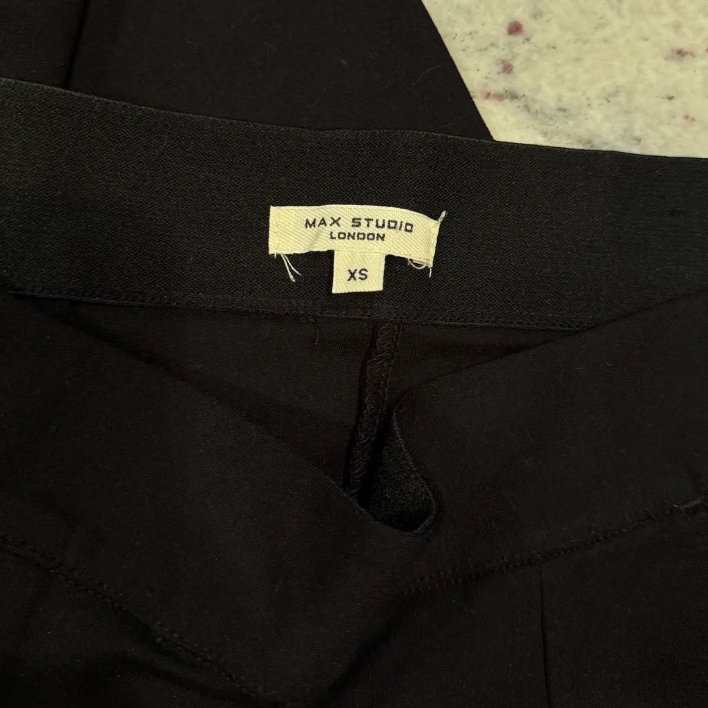 Black Women's Wide-Leg Pants - Image 4