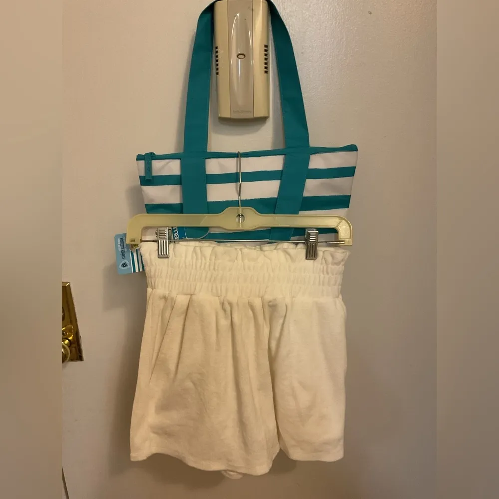 Aqua swim white terry cloth shorts XS with free insulated SM lunch tote. - Image 11