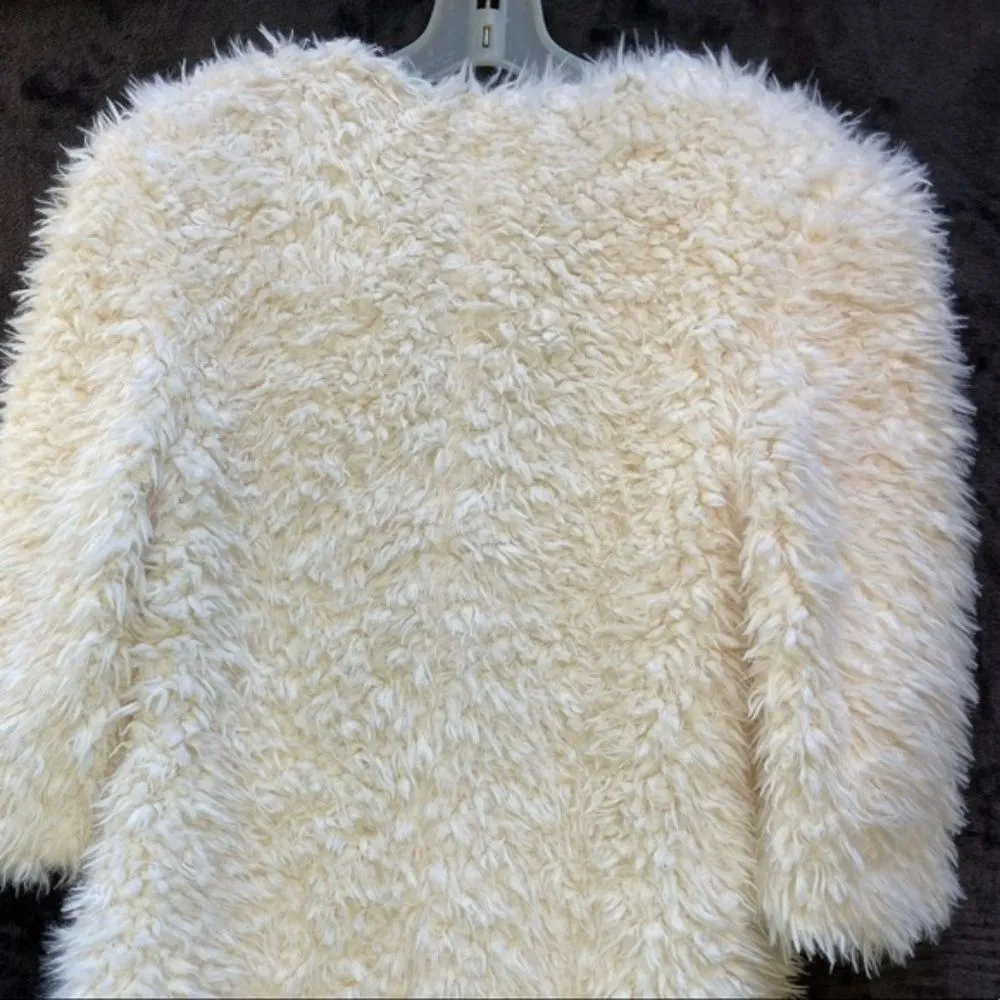UF Unreal Fur Coat‎ Ivory - Image 7