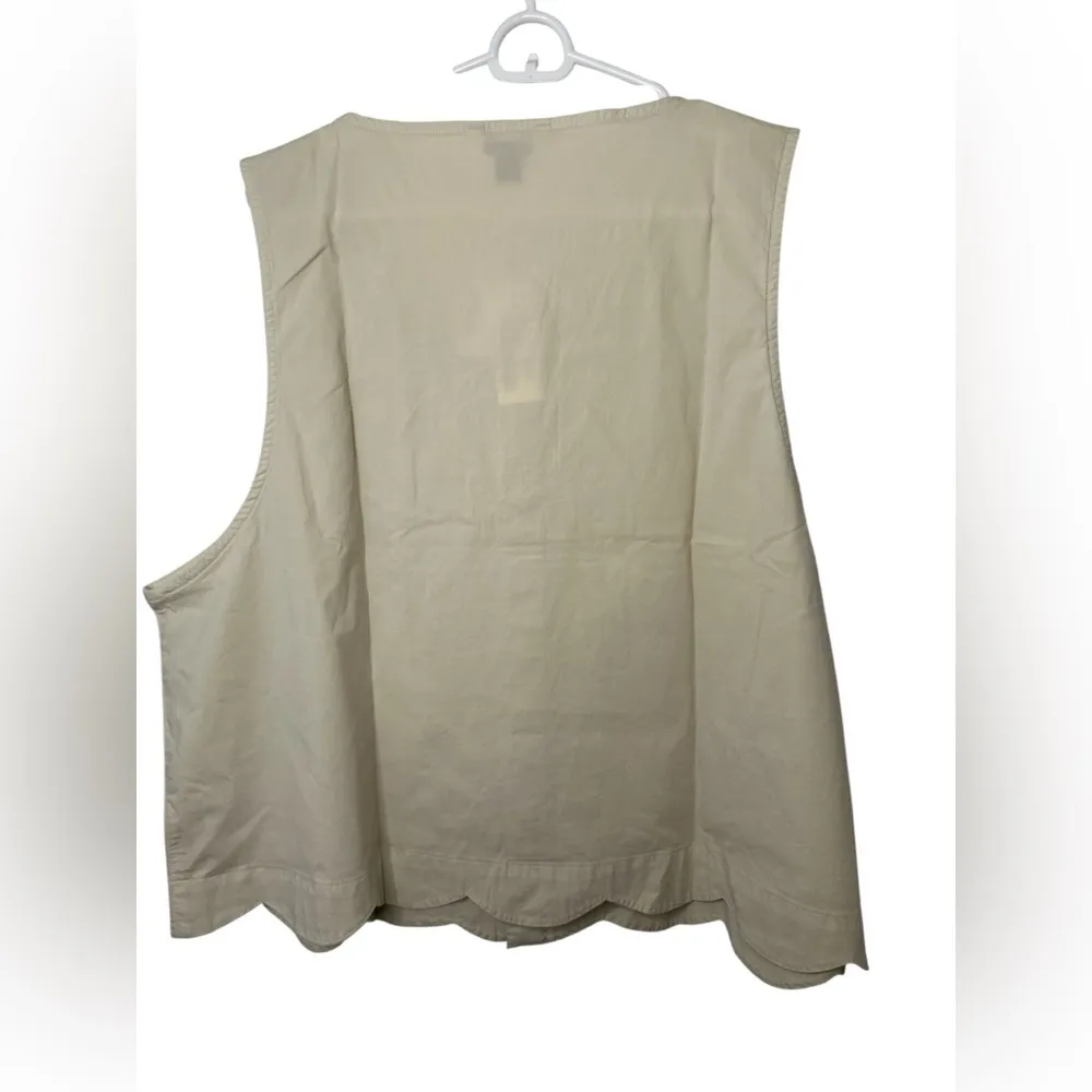 American Eagle Button Down Scalloped Sleeveless Beige Top NWT - Image 2