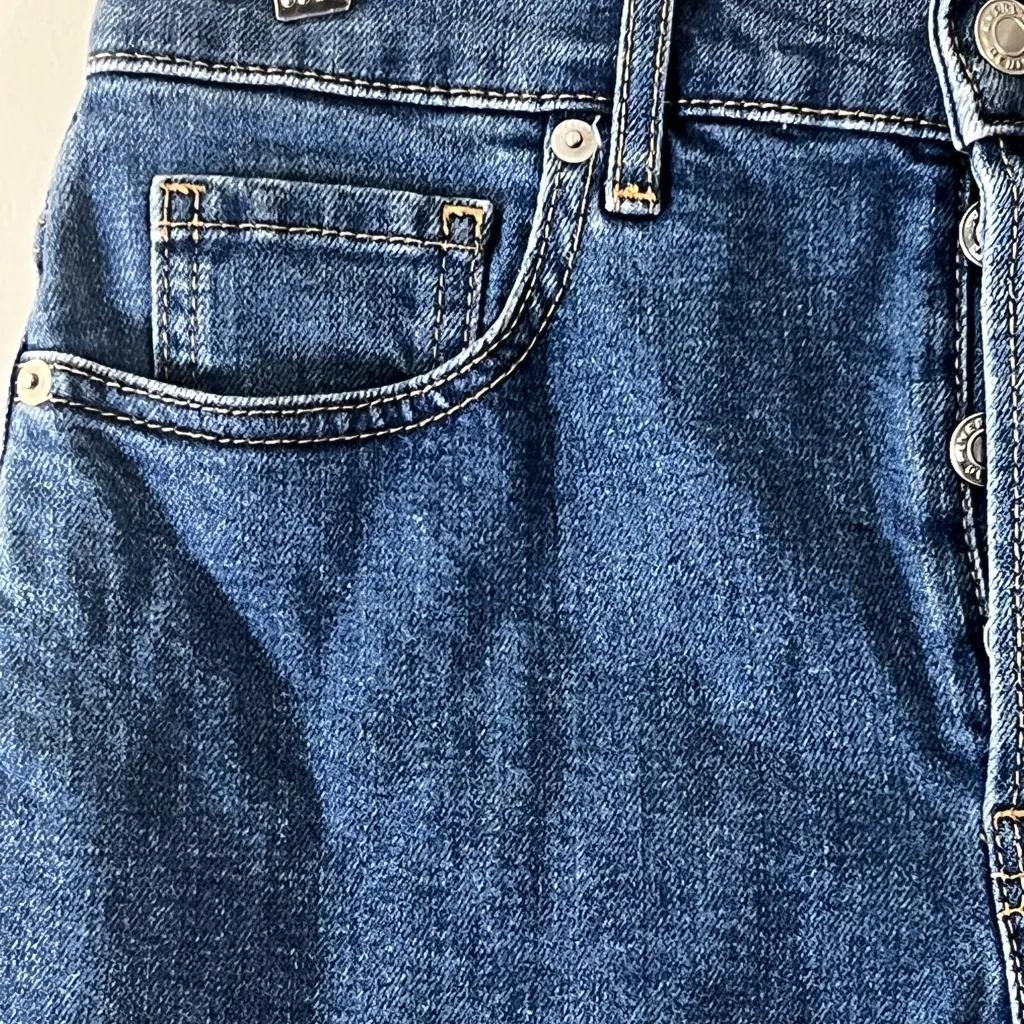 Everlane The Cheeky Denim Shorts - Image 7