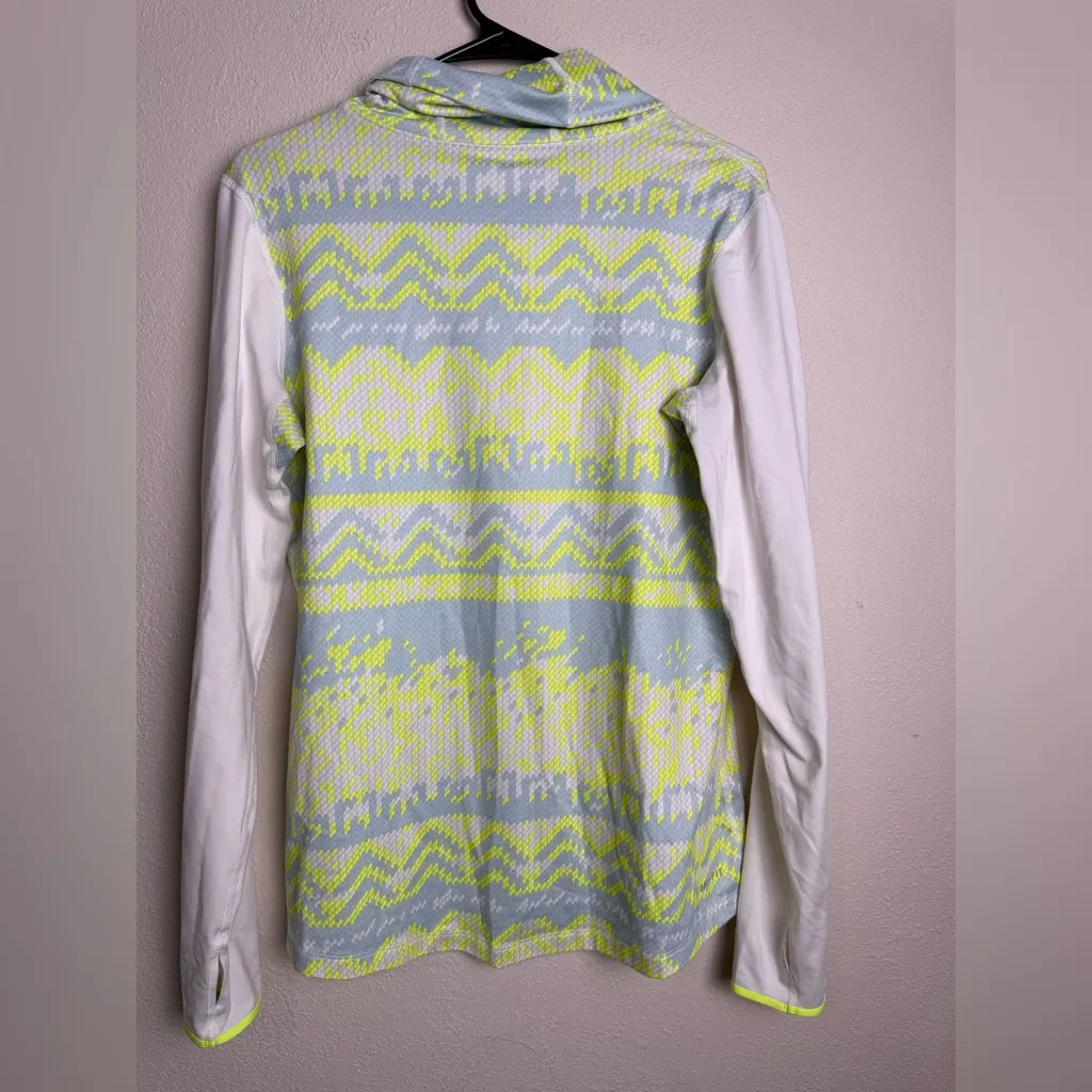 Nike Pro Dri Fit Woman Size XL long sleeve turtle‎ neck performance Shirt Yellow - Image 6