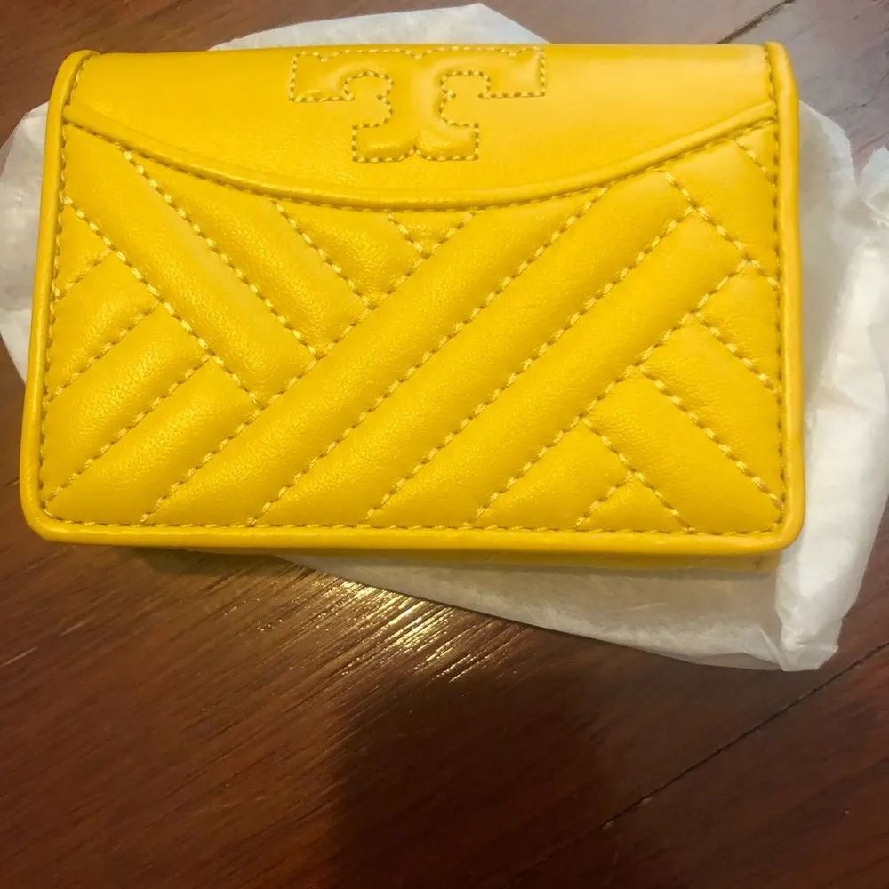 Tory Burch Alexa Biford Mini Wallet - Image 2