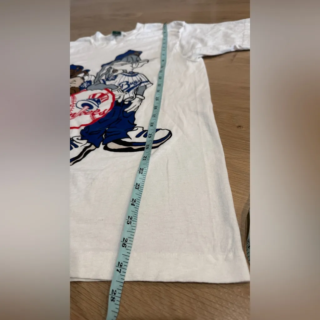 VINTAGE Slammer USA single stitch Looney Tunes New York Yankees tshirt large White - Image 6