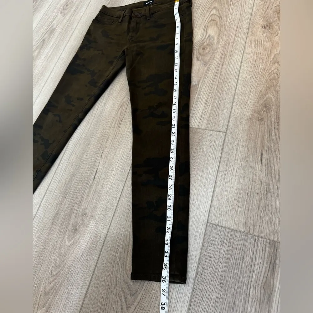 HUDSON Camo Print Jeans 💚 - Image 5