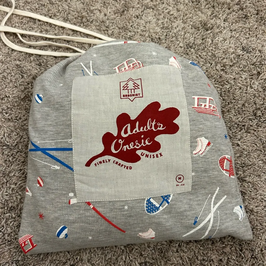 Cozy Gray Pajama Onesie with Winter Design Size M - Image 2