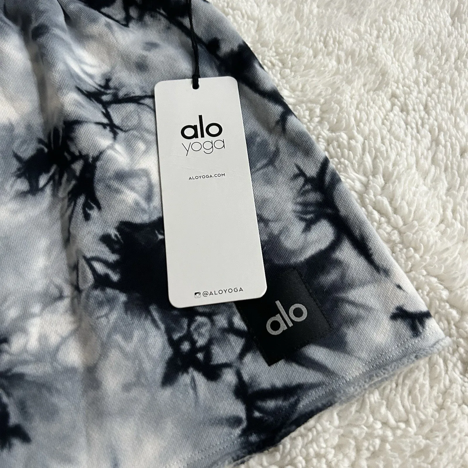 Alo Tie Dye Gym Sweat Shorts Black/White Cotton Elastic Waist Sz XS NWT Preppy - Image 5