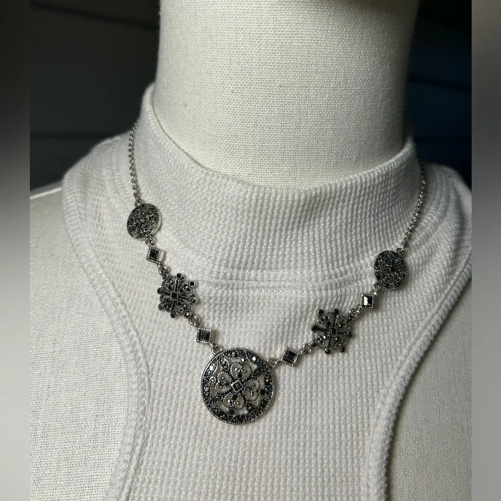 Trifari Faux Marcasite Medallion Necklace - Image 4