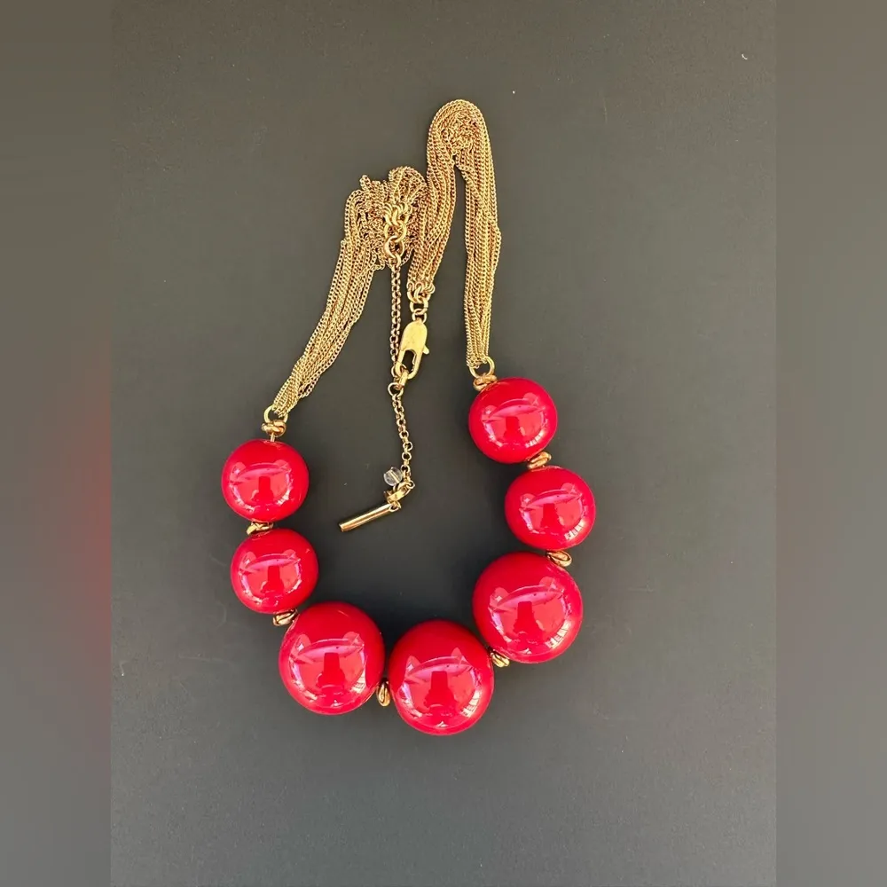 Kenneth Cole Red Beaded Necklace - Image 7