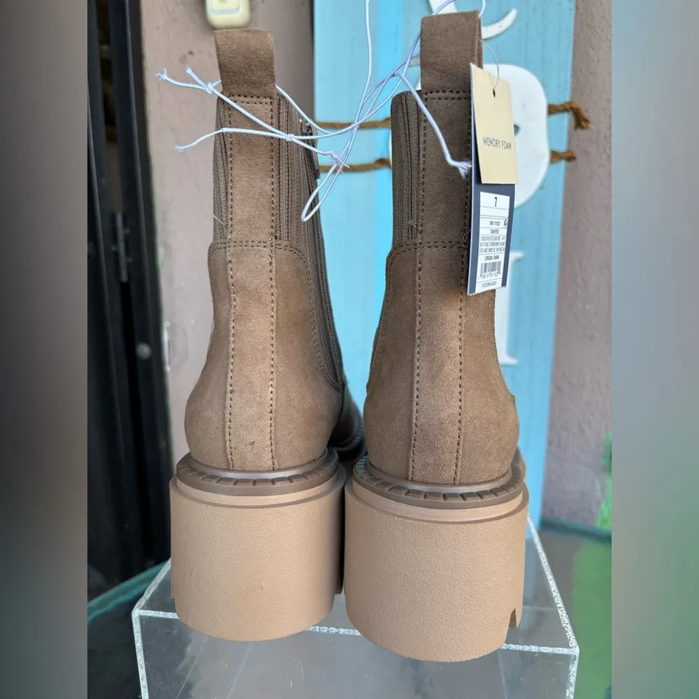 🎀Universal Threads Tan Ankle Boots🎀 - Image 11