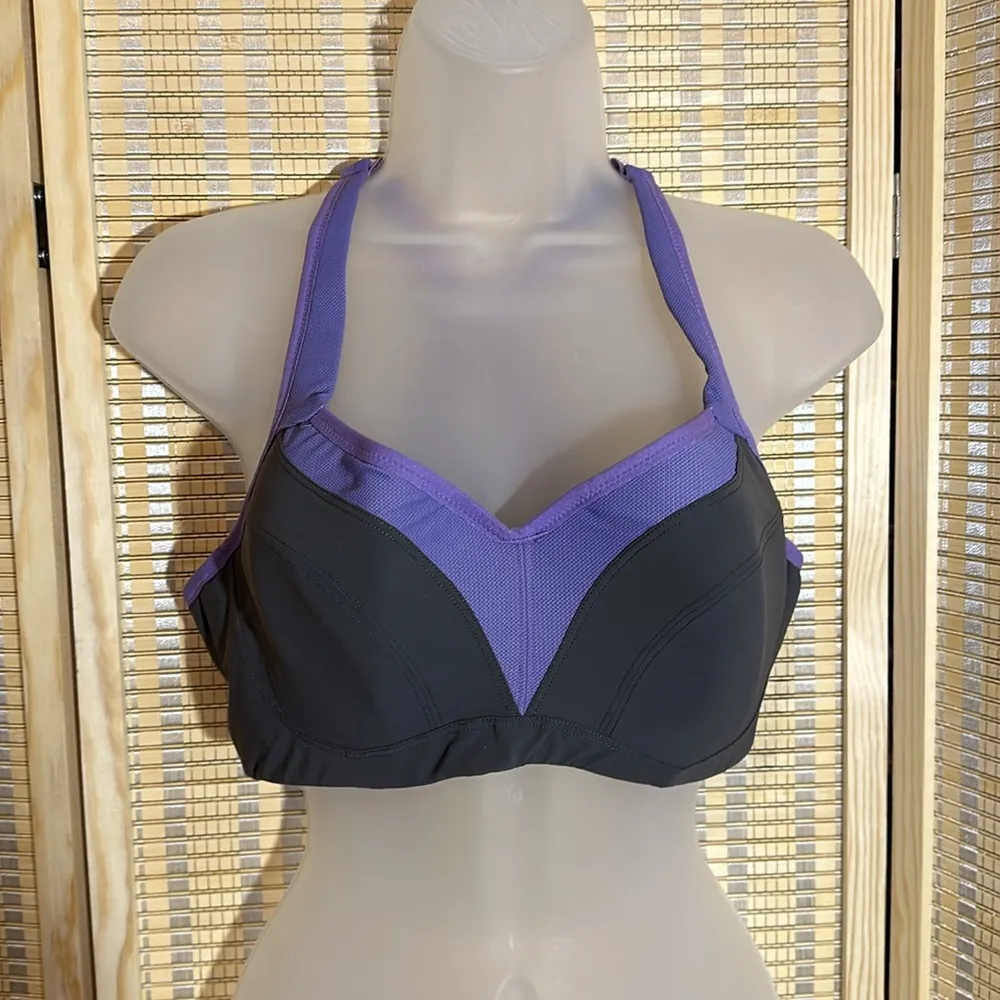 Torrid Active Gray and Purple Molded Underwire Cups Racerback Sports Bra 40B - Image 4