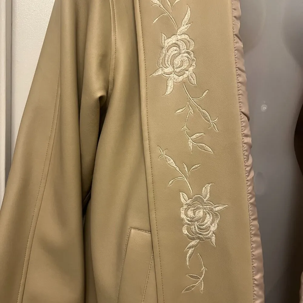 Atlantic Beach Rose Embroidered Jacket Tan Size M - Image 3