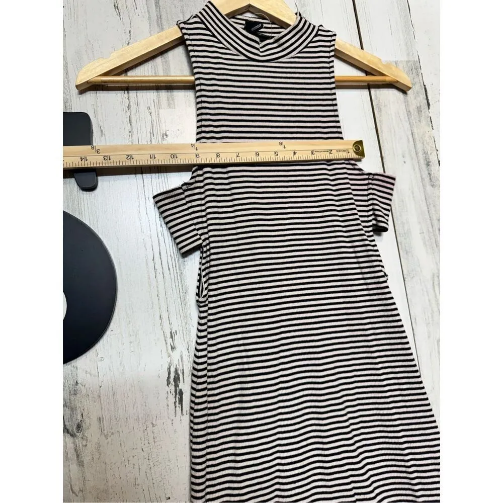 Windsor Stripped dress - Image 11