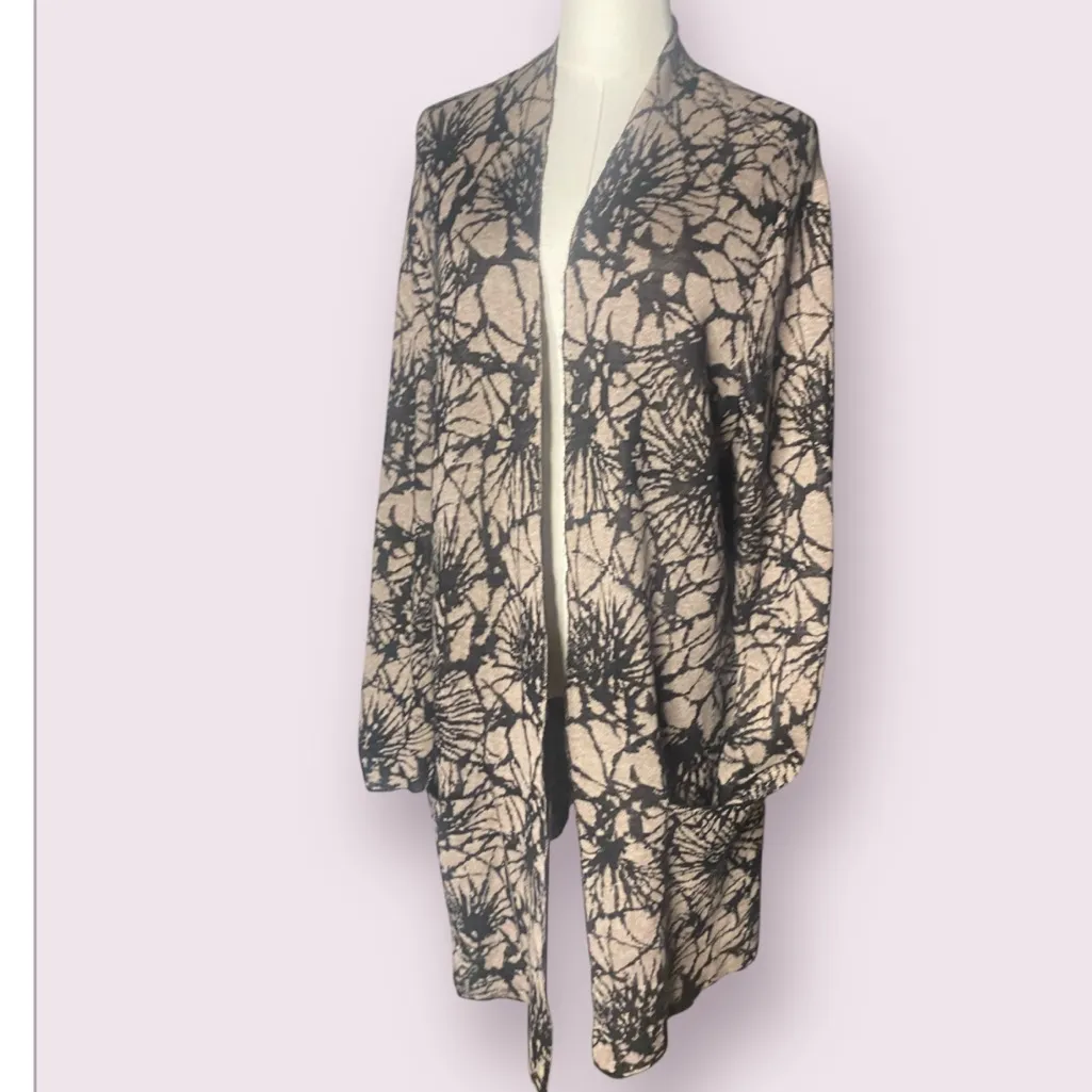 Peruvian Connection Pima Alpaca
Blend Long Cardigan Black Beige
Print XL - Image 5