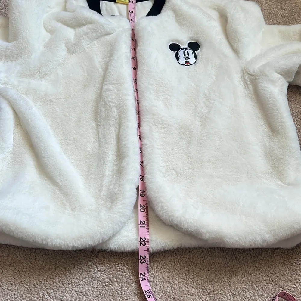 NWOT  Faux Fur White Mickey Mouse Open Front Bolero Jacket - Image 4