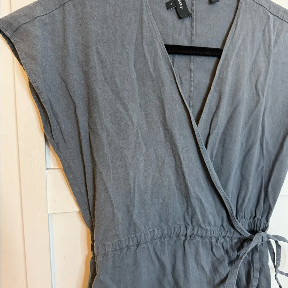 Theory Gray Short Sleeve New Crunch Wrap Romper - Image 6