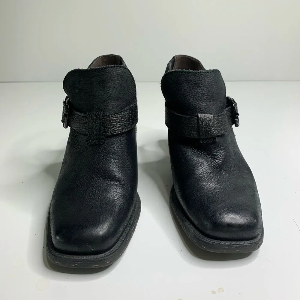 OTBT  square toe black leather‎ sling back booties - Image 3