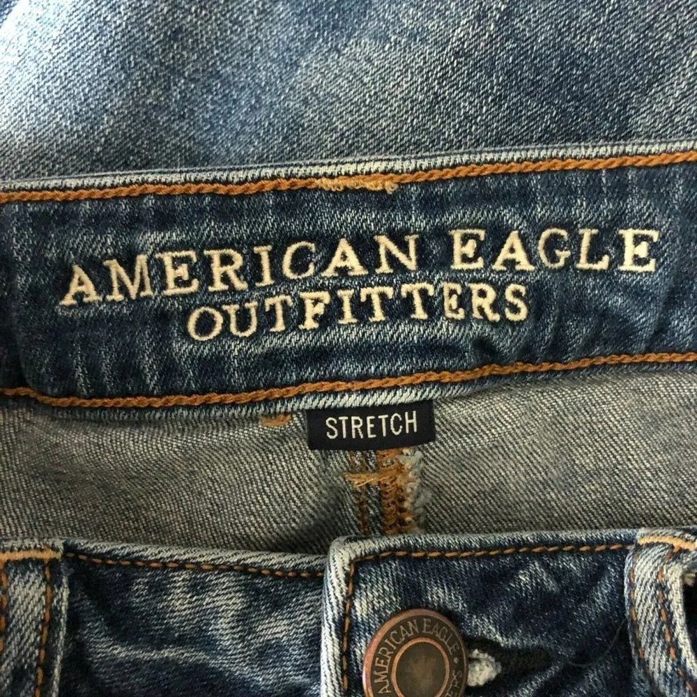 American Eagle Womens Jeans Tomgirl Stretch Distressed Raw Hem Size 4 - Image 3