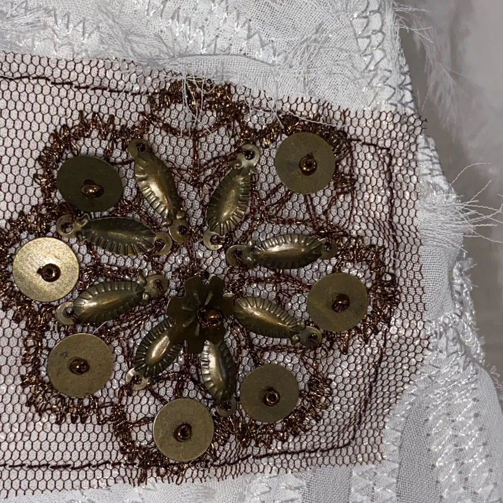 Banana USA Asymmetrical White Sheer Beaded Sequin floral Skirt Boho Fairycore Size M - Image 3