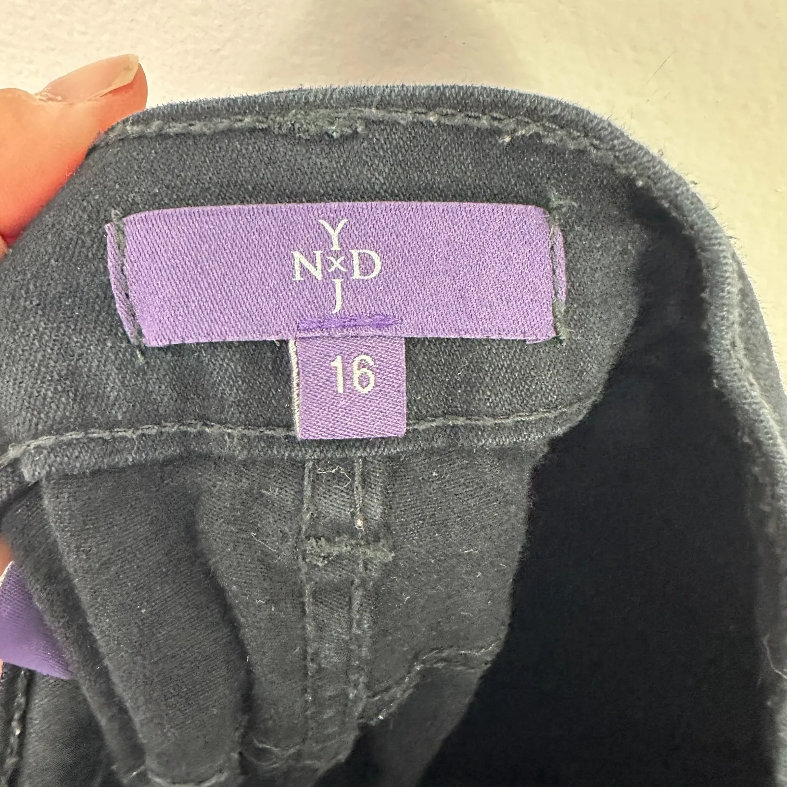 NYDJ Black Jeans 16 Lift Tuck Technology Straight Leg Sculpting Quiet Luxury - Image 2