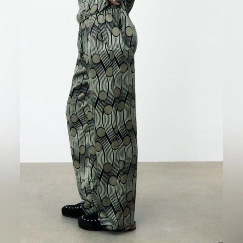 Zara Green & Black Printed Pants(Size Medium) - Image 3
