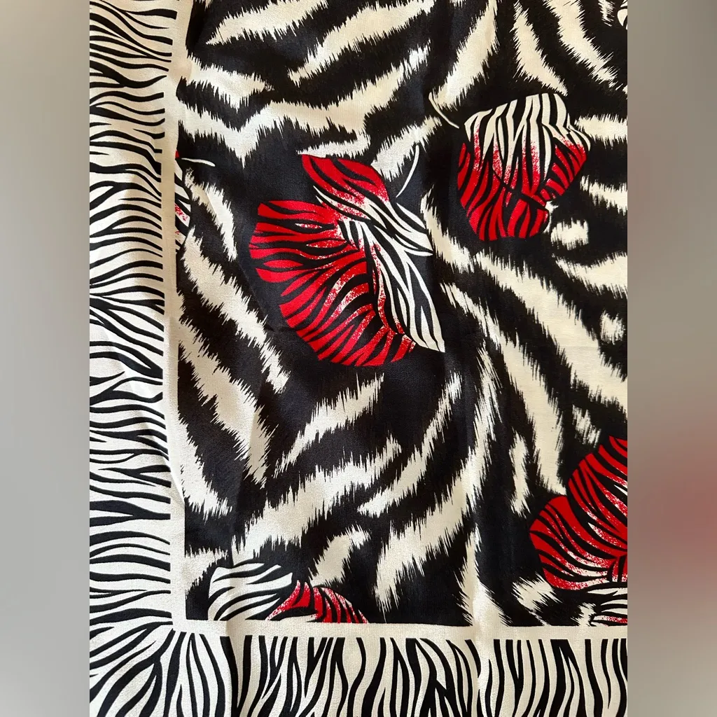 Dior Black and White Zebra Print Scarf VINTAGE 100% SILK - Image 2