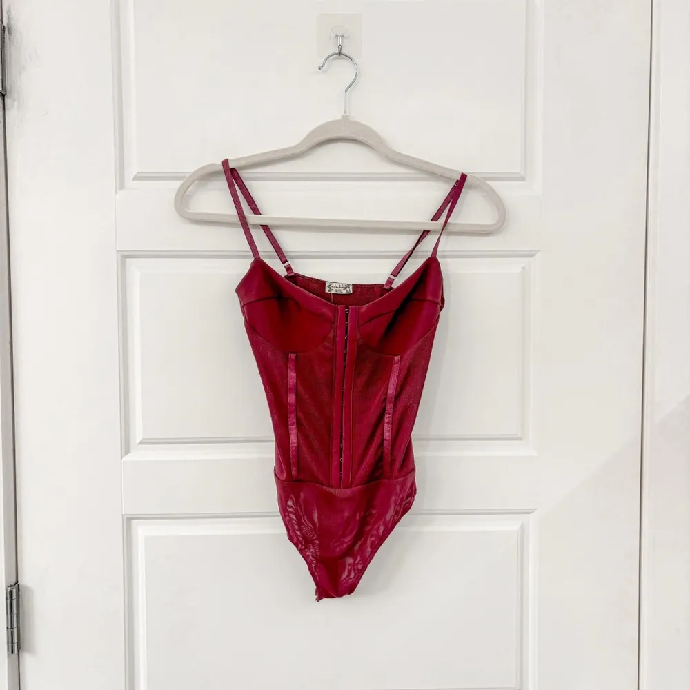 NEW Free People Intimately Night Rhythm Corset Bodysuit Washed Maroon - Image 3
