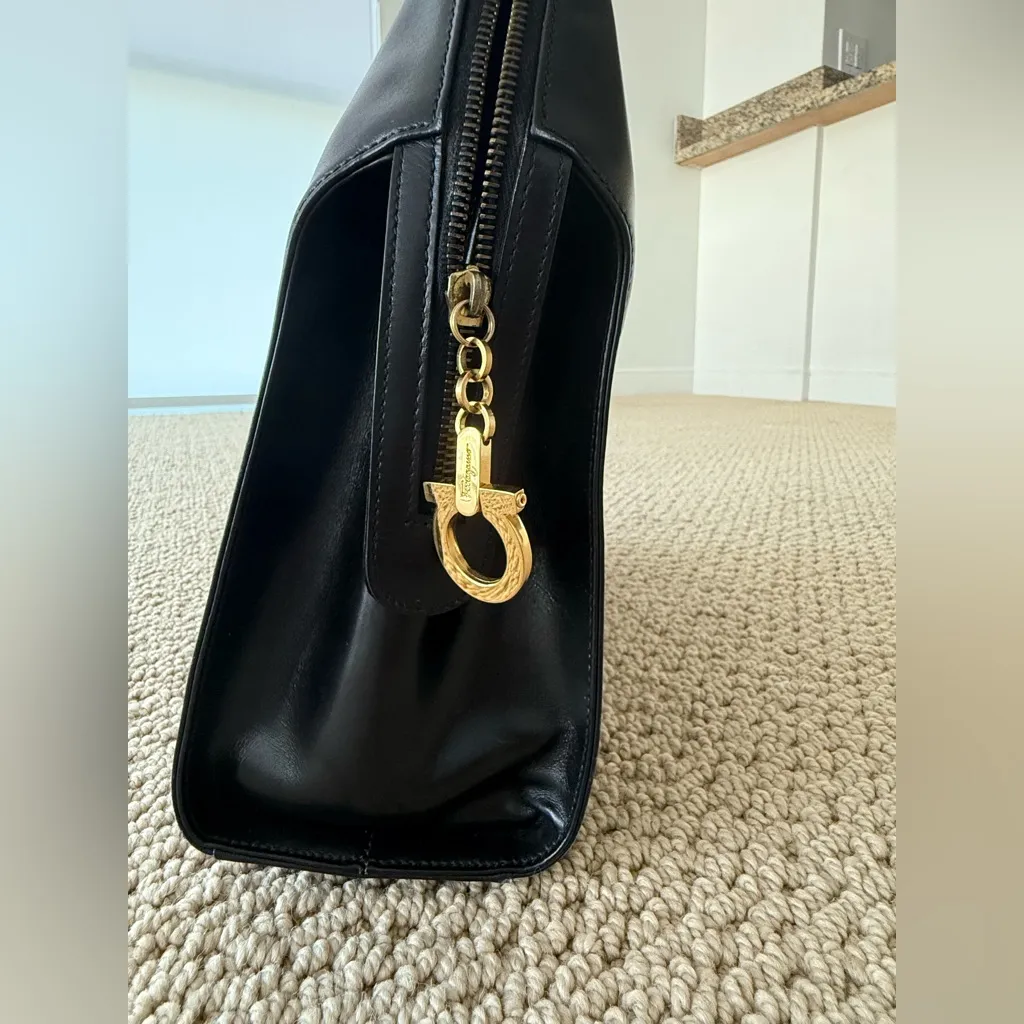 Vintage Ferragamo Tote - Image 12