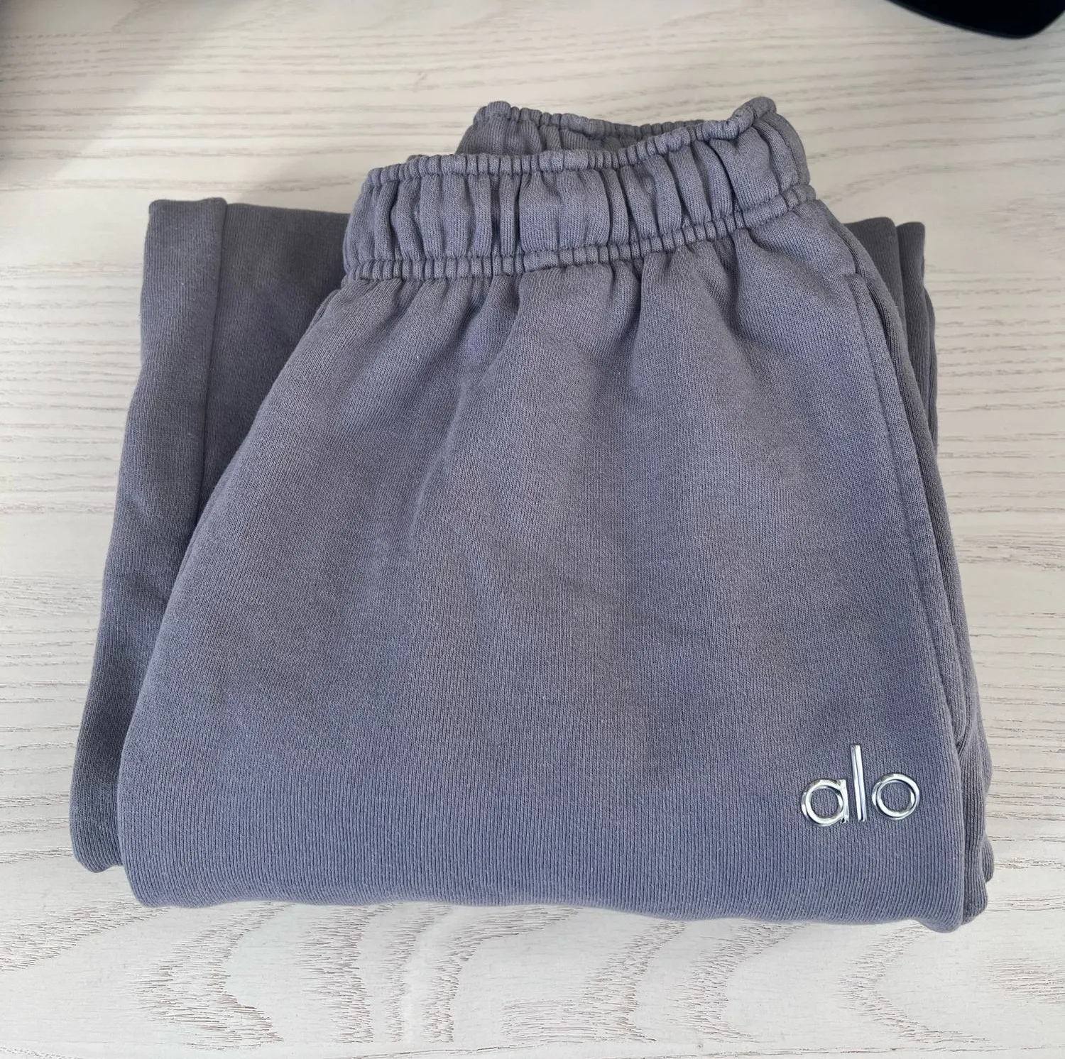 Alo Accolade Straight Leg Sweatpants - Image 2
