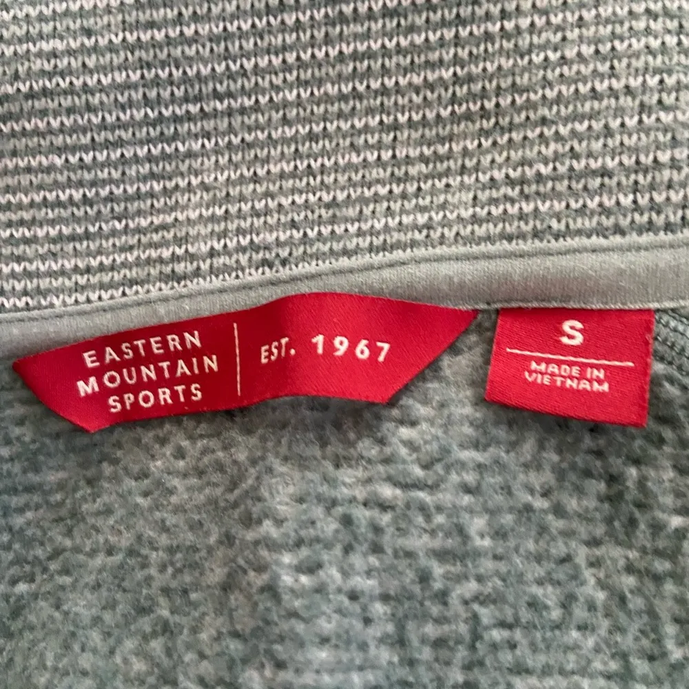 Eastern Mountain Sports jacket. - Image 6