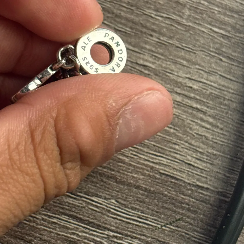 Pandora x Disney Mickey and Minnie Love Heart Dangle Charm - Image 2