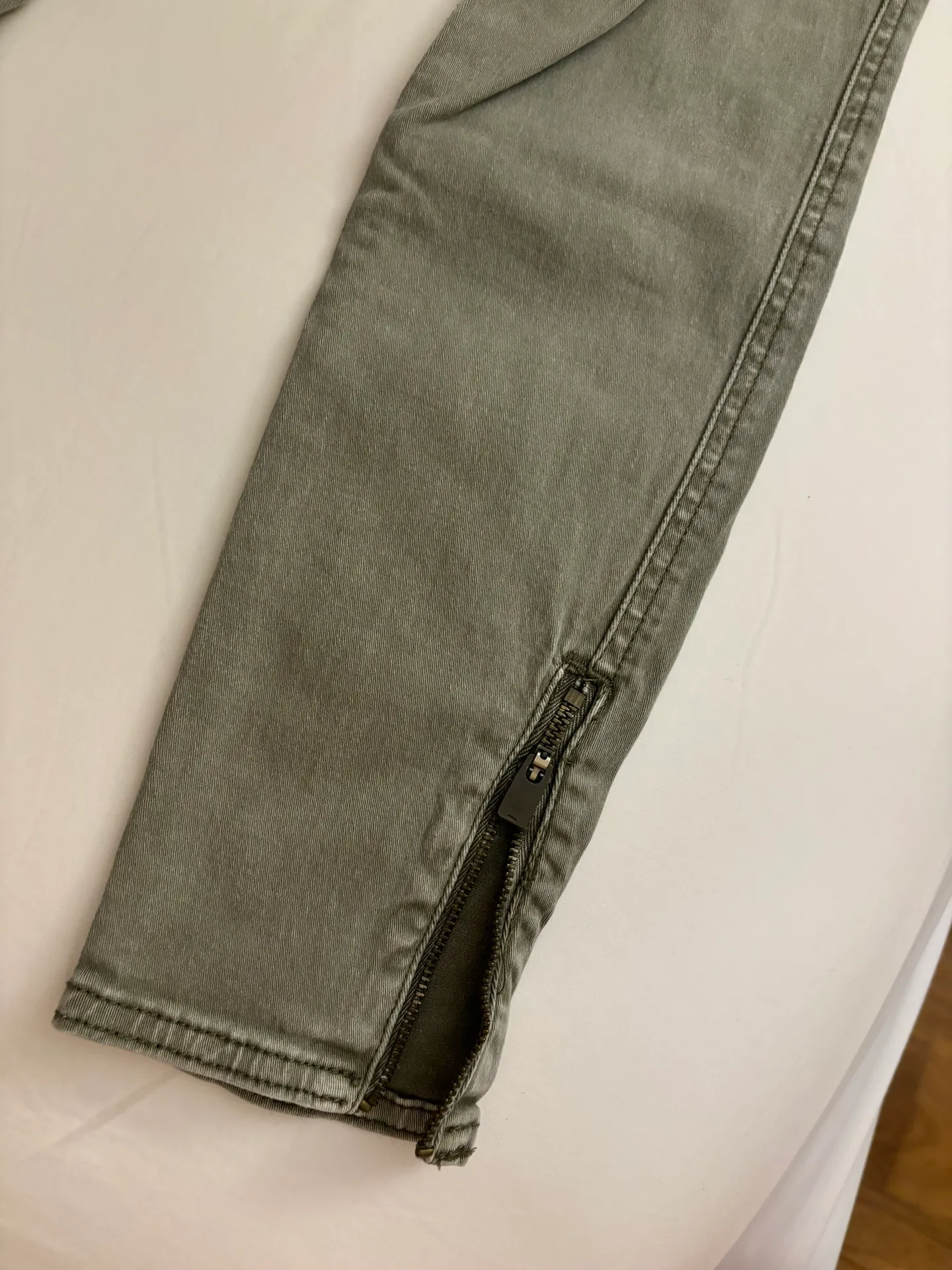 Pants - Image 4