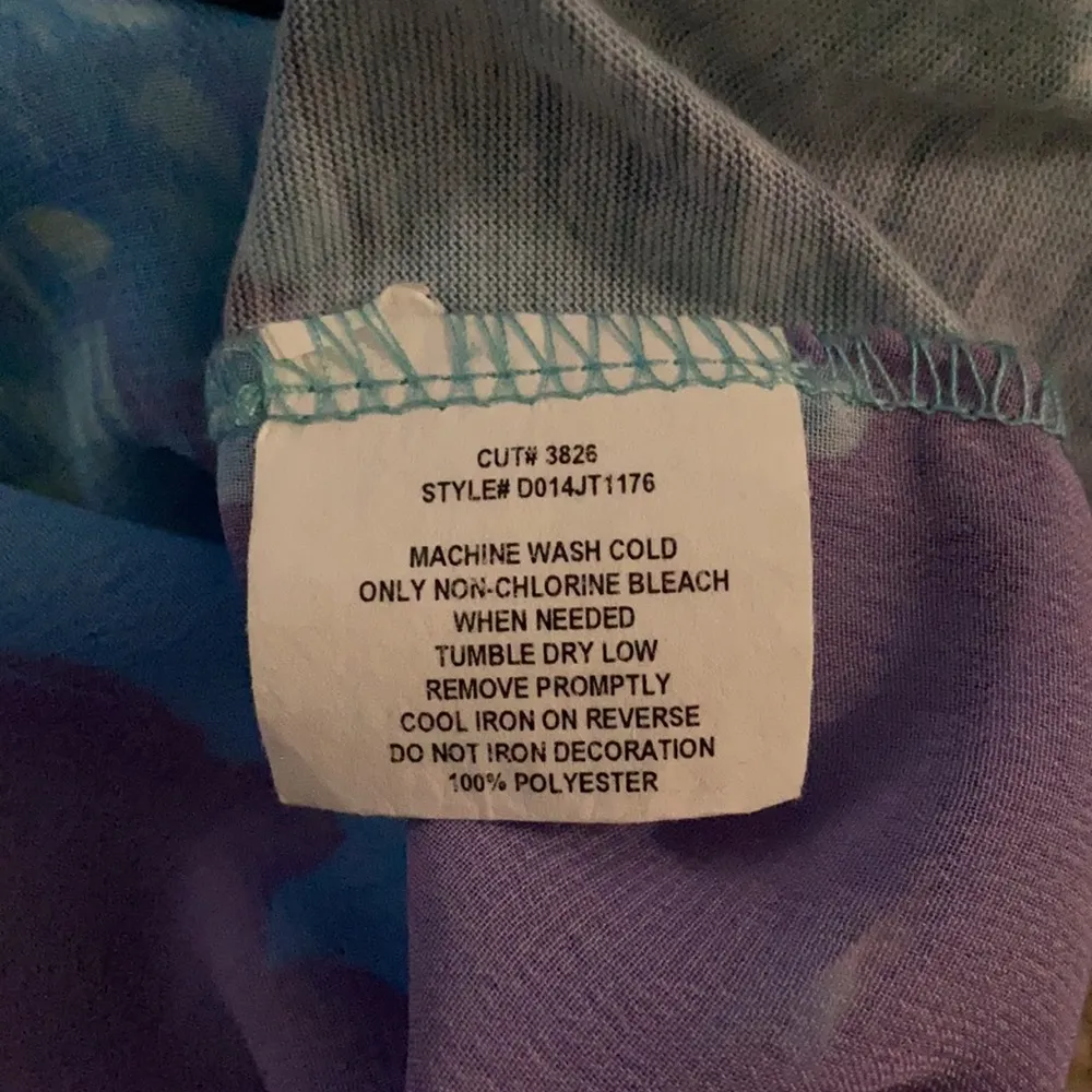 Hot Topic Disney The Little Mermaid Ariel & Eric Statue Sheer Tank Top Medium - Image 5