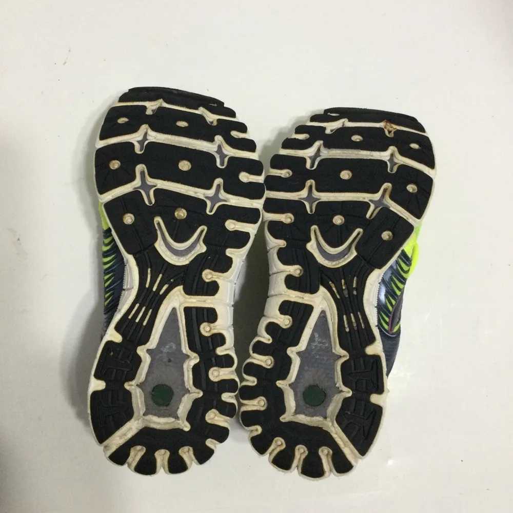 Brooks‎ Glycerin 11  Size 6.5 Neon Green & Gray Running Jogging  Shoes Pr… - Image 6