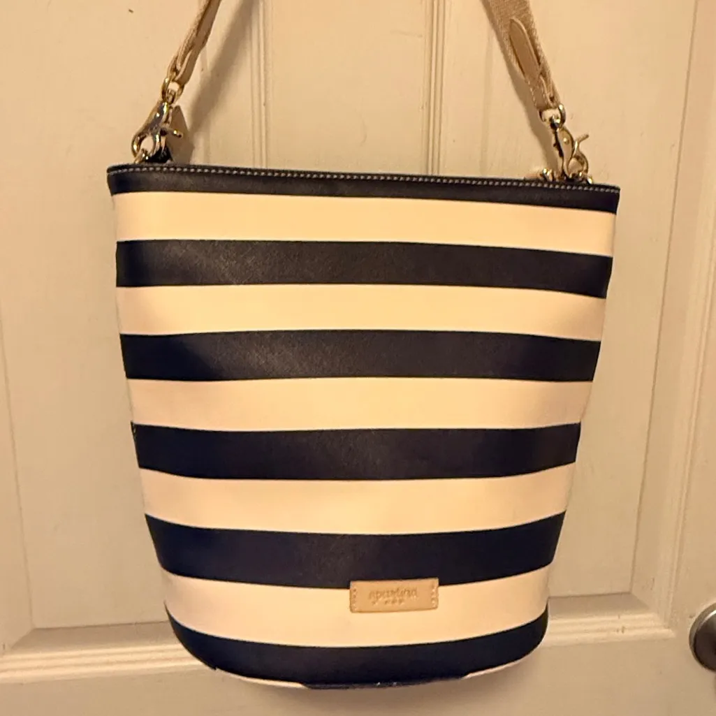 Spartina 449 Bucket Bag nwot - Image 4