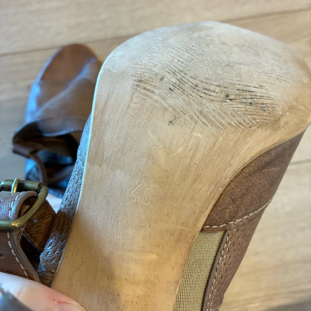 Miz Mooz Women’s Shiloh Sandal Leather Perforated Peeptoe Heel Size 40/9-9.5 US - Image 7