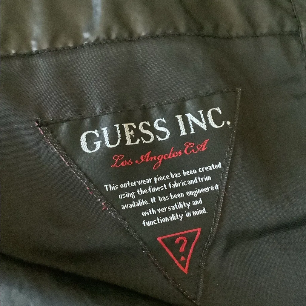 GUESS nylon puffer coat🖤🤍 GUC - Image 11