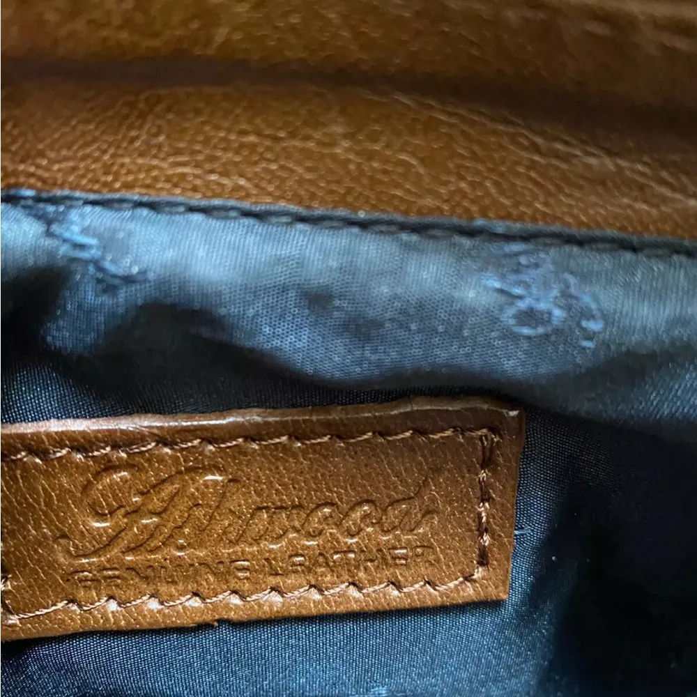 Ashwood Brown Leather Crossbody Bag - Image 4