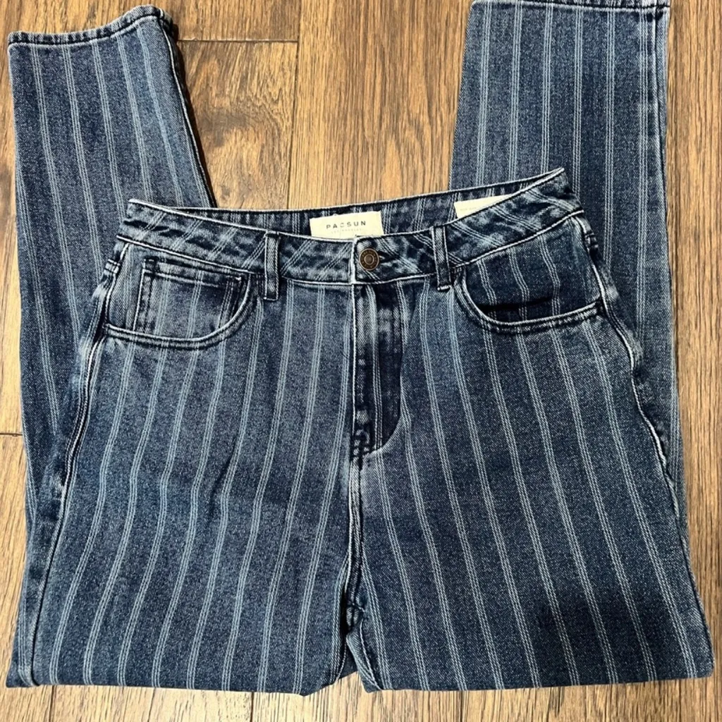 PacSun Striped Blue denim “Mom Jeans” size 27 - Image 2