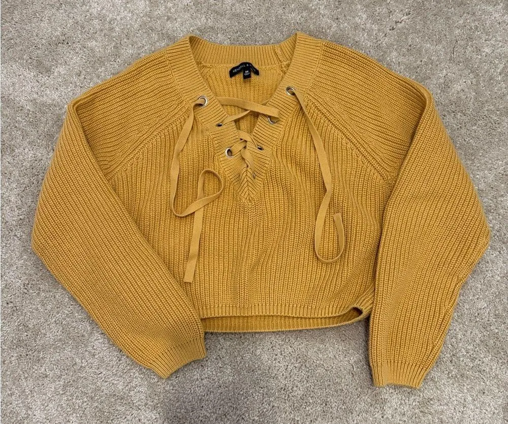 Adorable sweater with lace tie up front! - Image 2