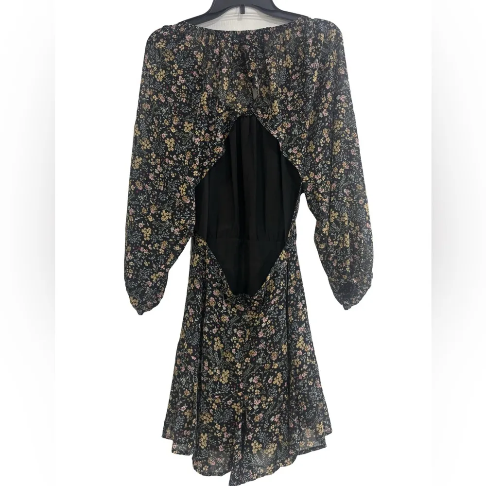 Forever 21 open back floral mini dress, sheer sleeves, lined, Small - Image 4