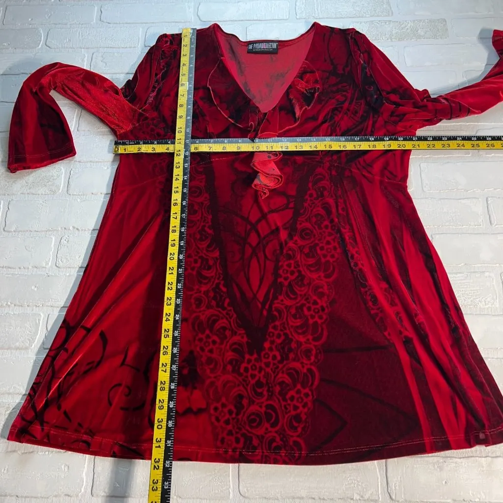 The‎ Pyramid Collection Tunic Top Womens XL Red Velvet Ruffle Floral Long Sleeve - Image 2