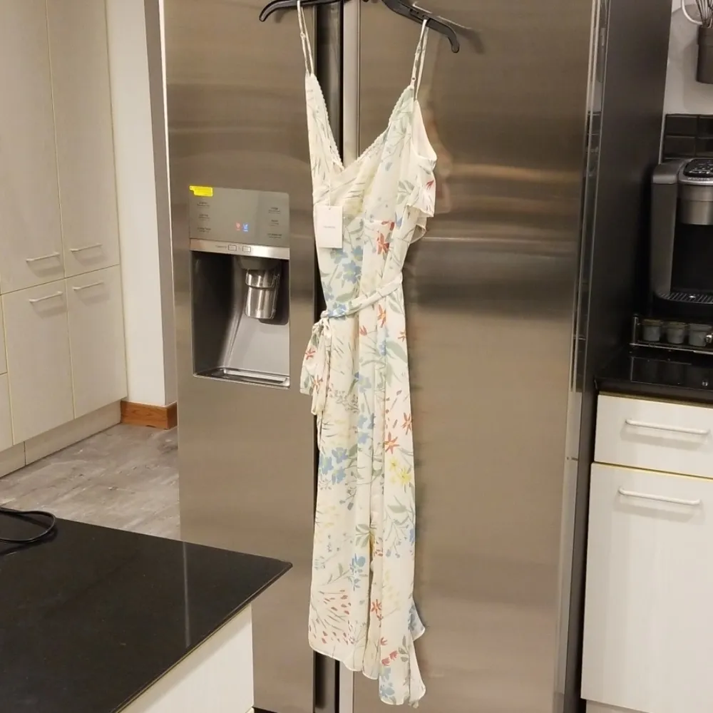 💕TULAROSA💕 Selena Floral Maxi Wrap Dress - Image 8