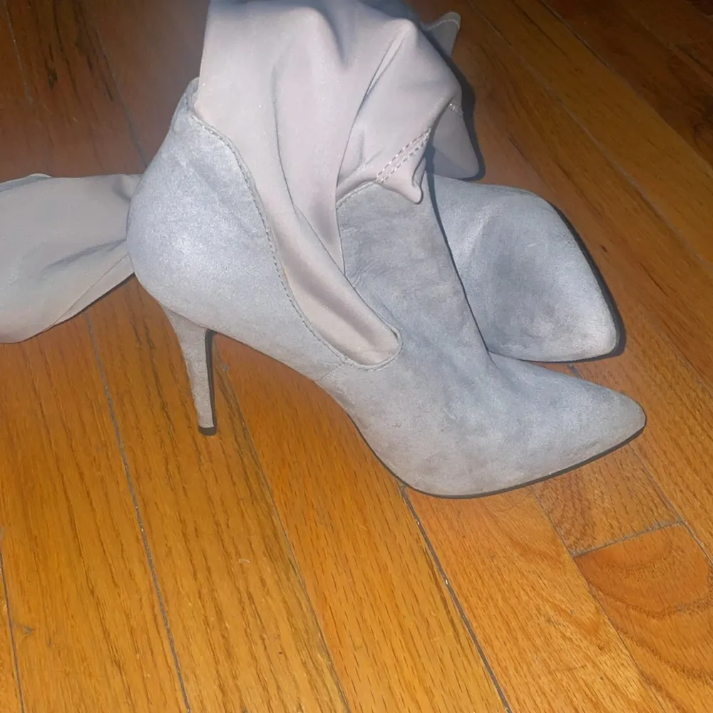 over the knees piano boots - Image 10