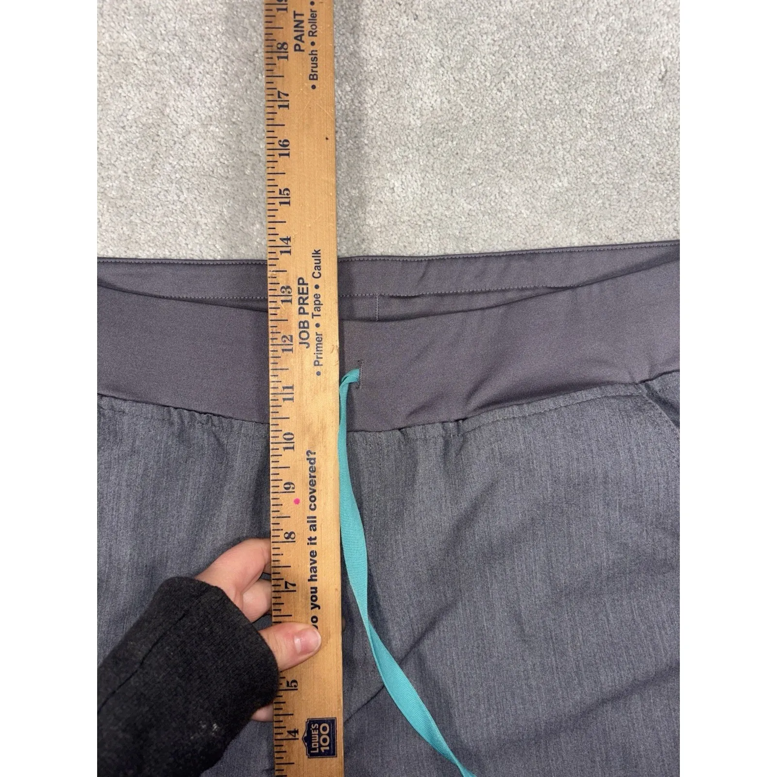 FIGS High Waisted Yola Skinny Scrub Pants Graphite Gray Size XL Petite Cargo - Image 5